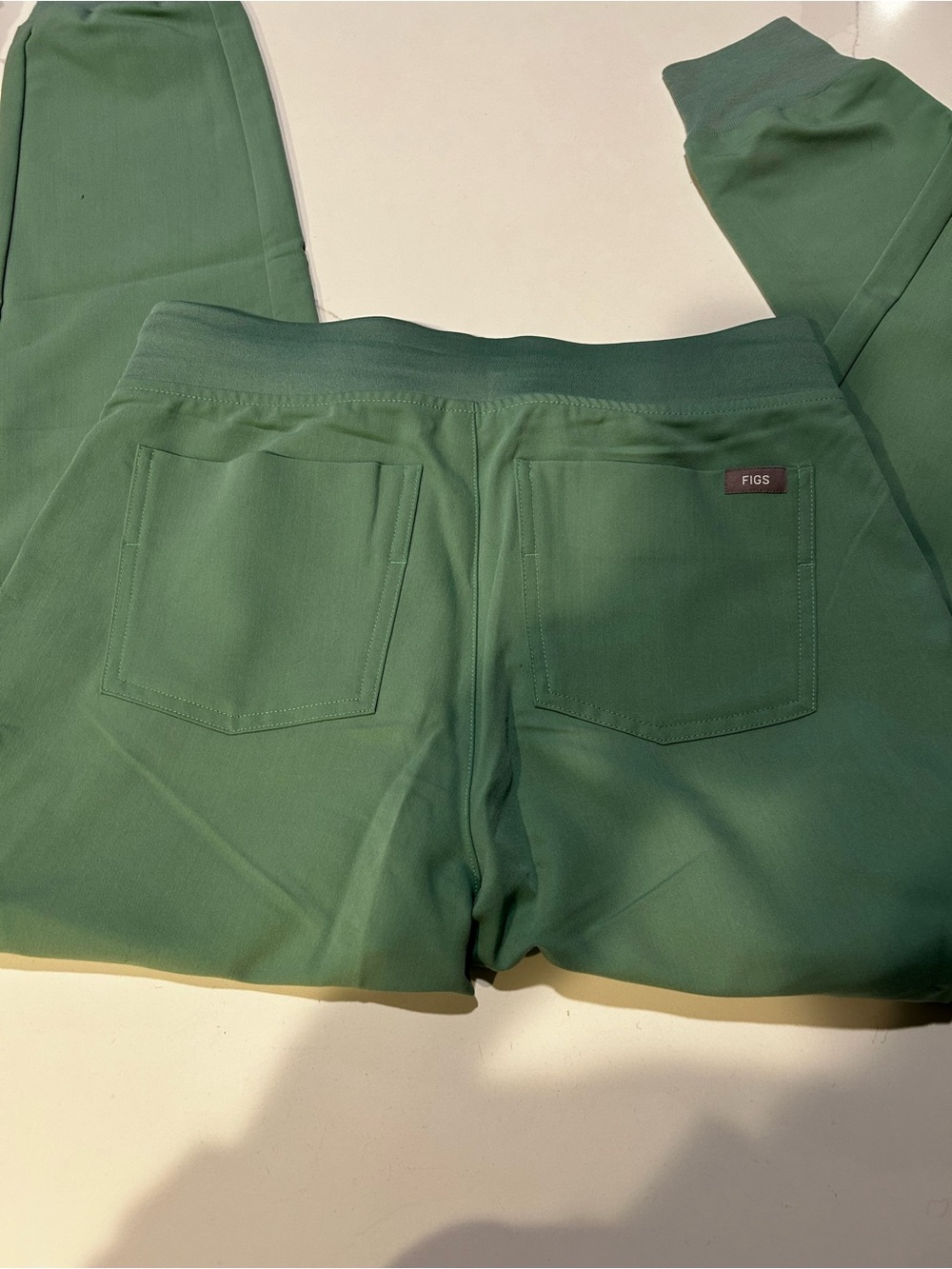 NWT Figs Jade Green Joggers Zamora Style W18SW2005 Size XS Nurse - Picture 2 of 4